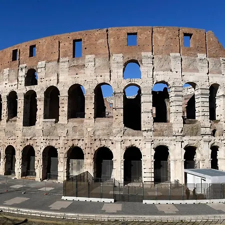 Charming Colosseum Daire Roma