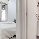 Charming Colosseum Apartment *