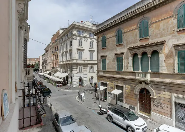 Charming Colosseum アパート ローマ