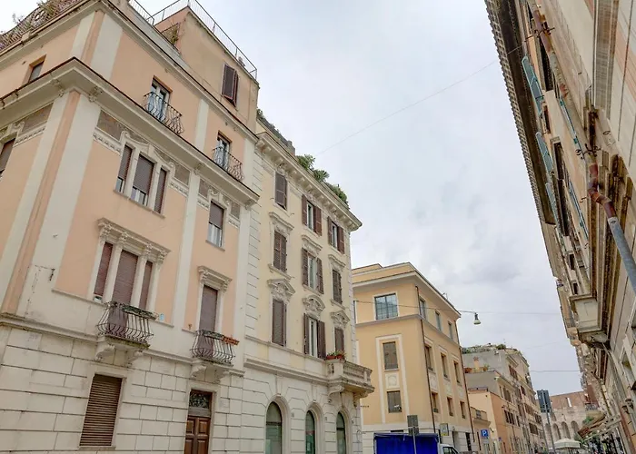 Charming Colosseum ローマ